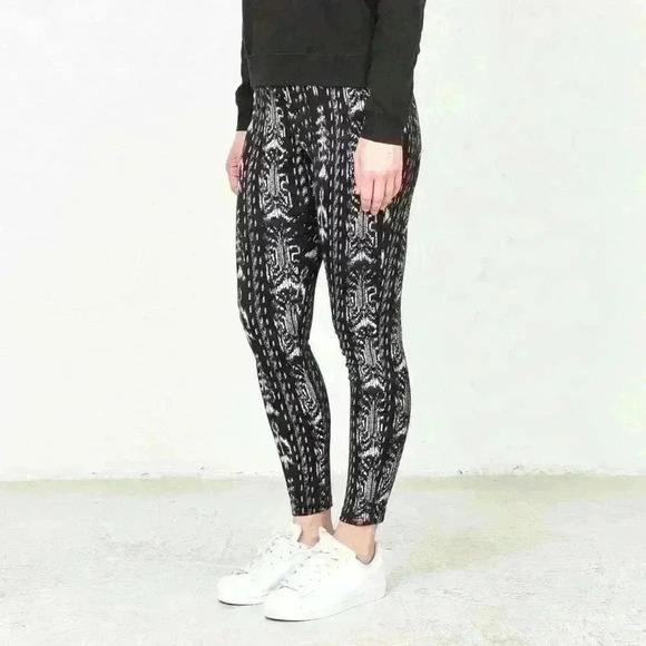 Stussy Patterned Leggings - Picture 2 of 9